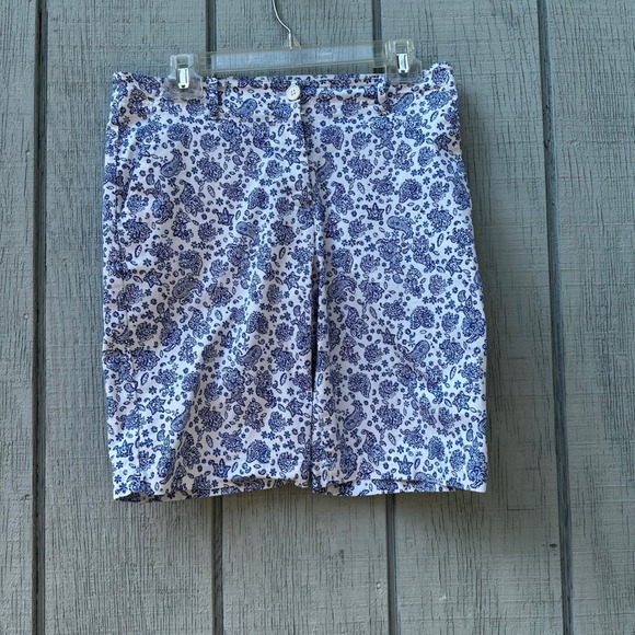 Talbots Women's Blue White Paisley Print Shorts Size 6 Casual Summer - Picture 1 of 9